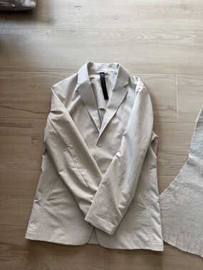 Lululemon Women’s Blazer